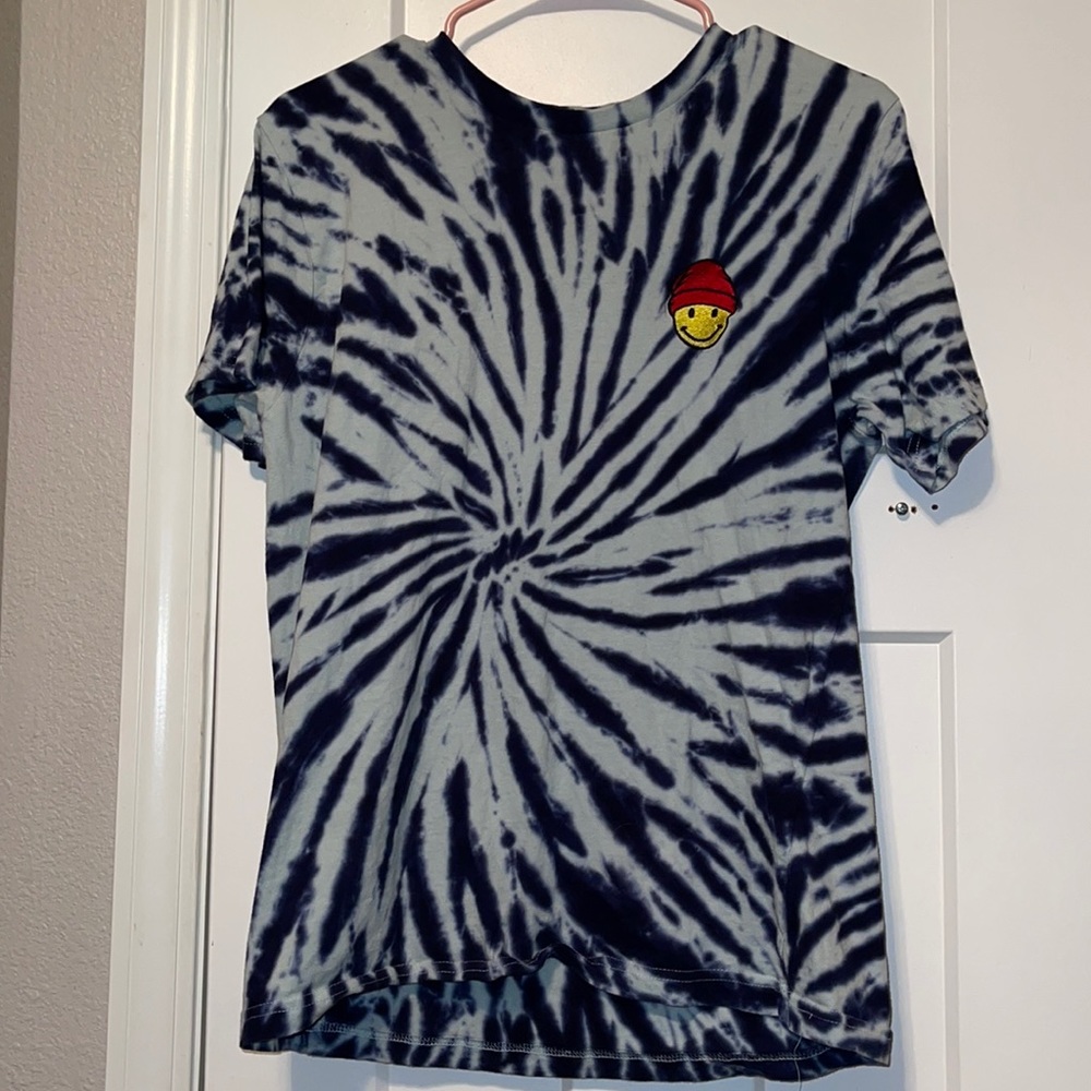 Size small